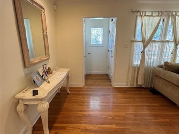 6552 Aqueduct Avenue, Van Nuys (los Angeles) CA 91406