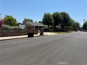 6552 Aqueduct Avenue, Van Nuys (los Angeles) CA 91406
