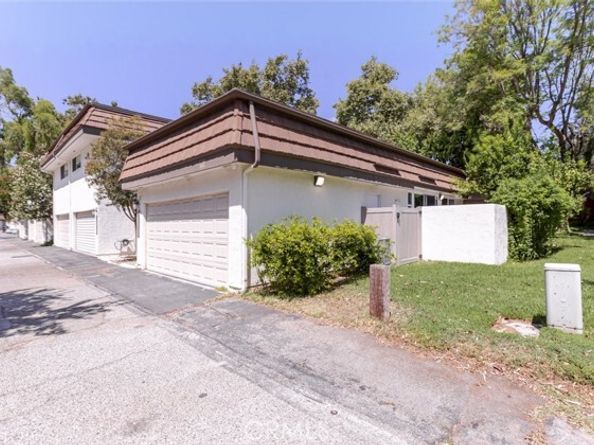 10426 Larwin Avenue, Chatsworth (los Angeles) CA 91311