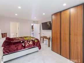 10426 Larwin Avenue, Chatsworth (los Angeles) CA 91311