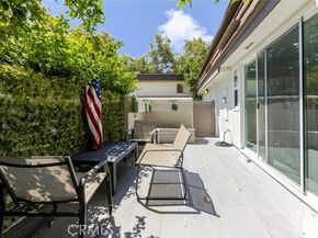 10426 Larwin Avenue, Chatsworth (los Angeles) CA 91311