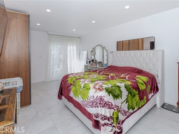 10426 Larwin Avenue, Chatsworth (los Angeles) CA 91311