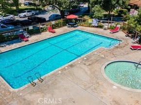 10426 Larwin Avenue, Chatsworth (los Angeles) CA 91311
