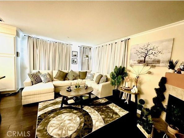 9173 Burnet Avenue, North Hills (los Angeles) CA 91343