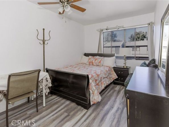 11311 Tampa Avenue 22, Porter Ranch (los Angeles) CA 91326