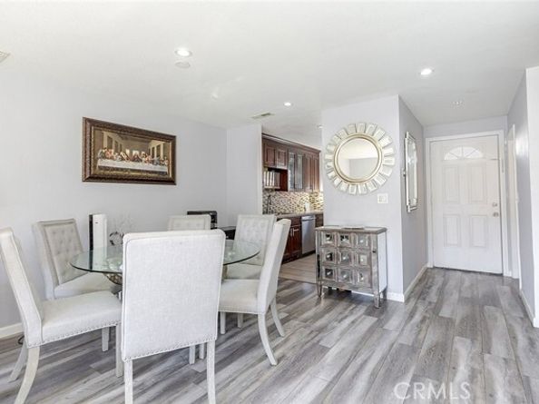 11311 Tampa Avenue 22, Porter Ranch (los Angeles) CA 91326