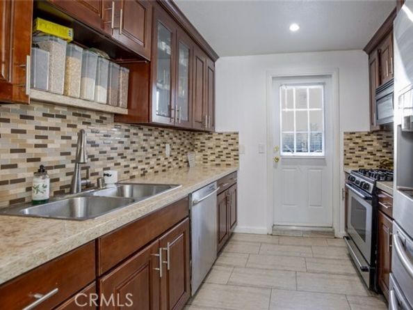11311 Tampa Avenue 22, Porter Ranch (los Angeles) CA 91326
