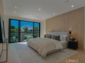 4939 Petit Avenue, Encino (los Angeles) CA 91436