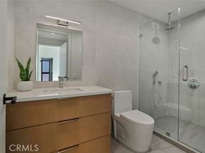 4939 Petit Avenue, Encino (los Angeles) CA 91436