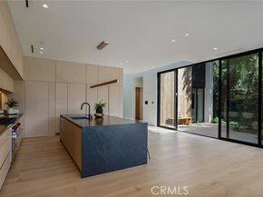4939 Petit Avenue, Encino (los Angeles) CA 91436