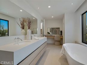 4939 Petit Avenue, Encino (los Angeles) CA 91436