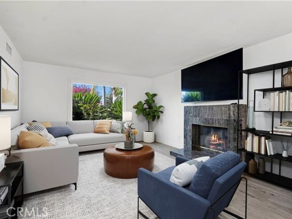 19947 Cantara Street, Winnetka (los Angeles) CA 91306