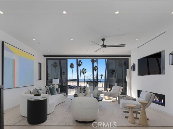 3011 Ocean Front Walk, Venice (los Angeles) CA 90291