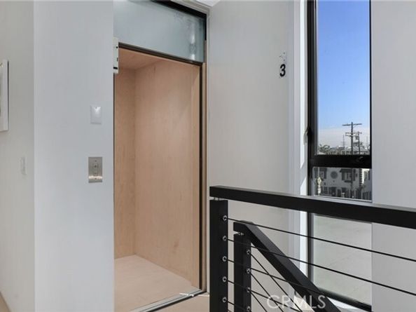 3011 Ocean Front Walk, Venice (los Angeles) CA 90291