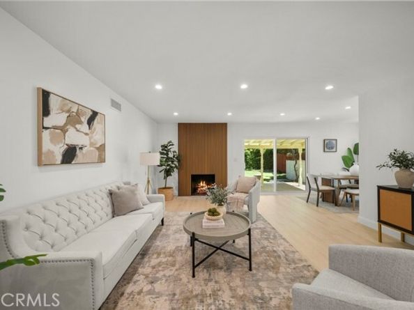 16507 Calahan, North Hills (los Angeles) CA 91343