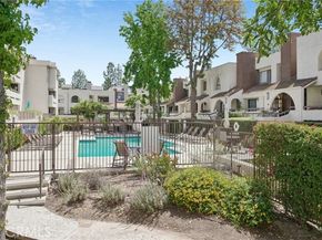 21650 Burbank Blvd. 206, Woodland Hills (los Angeles) CA 91367