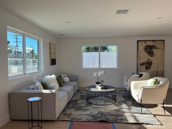 13351 W Cellest Parkway, Pacoima (los Angeles) CA 91331