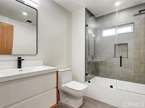 6852 Atoll, North Hollywood (los Angeles) CA 91605