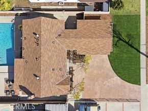 21045 Blythe Street, Canoga Park (los Angeles) CA 91304