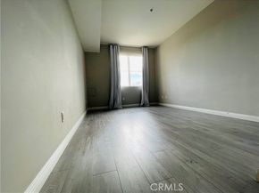 6800 Corbin Avenue 308, Reseda (los Angeles) CA 91335