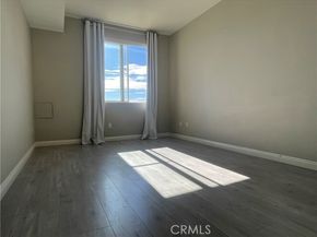 6800 Corbin Avenue 308, Reseda (los Angeles) CA 91335