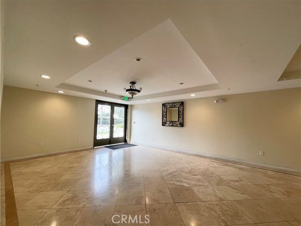 6800 Corbin Avenue 308, Reseda (los Angeles) CA 91335