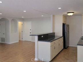 5403 Newcastle Avenue 12, Encino (los Angeles) CA 91316