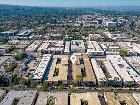 5403 Newcastle Avenue 12, Encino (los Angeles) CA 91316