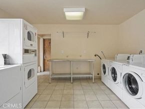 5403 Newcastle Avenue 12, Encino (los Angeles) CA 91316