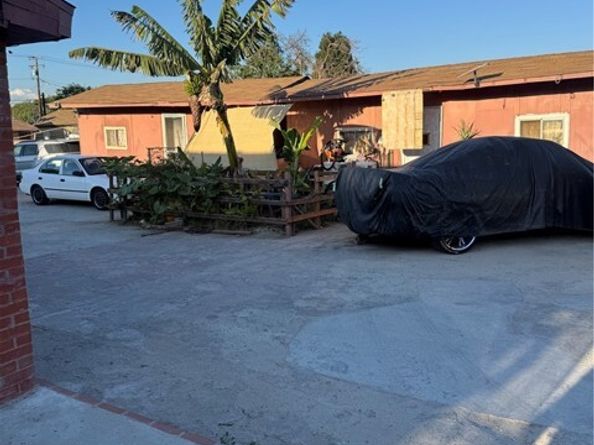 3148 El Segundo Boulevard, Lynwood CA 90262