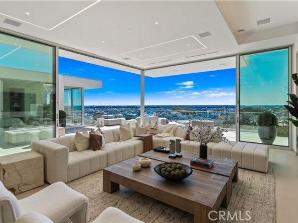 1119 Dolphin, Corona Del Mar (newport Beach) CA 92625