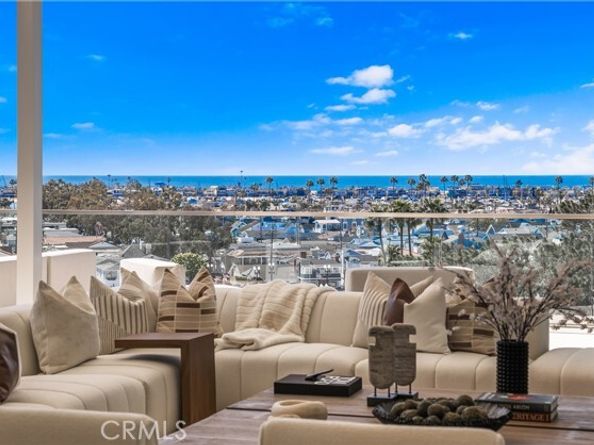 1119 Dolphin, Corona Del Mar (newport Beach) CA 92625
