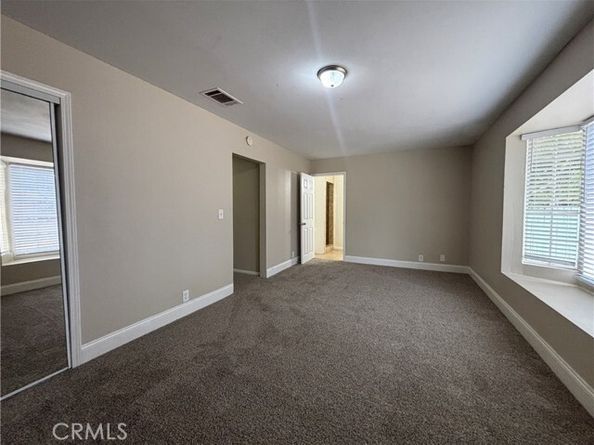 7447 Loma Verde Avenue, Canoga Park (los Angeles) CA 91303