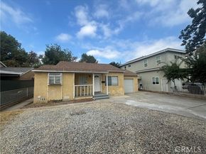 7447 Loma Verde Avenue, Canoga Park (los Angeles) CA 91303
