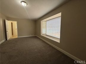 7447 Loma Verde Avenue, Canoga Park (los Angeles) CA 91303