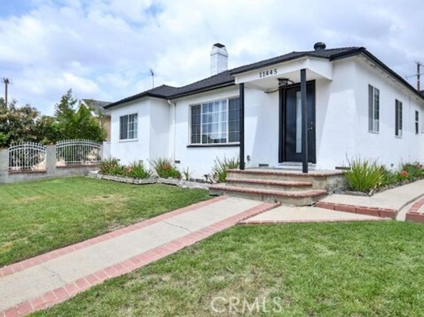 11445 Saticoy Street, North Hollywood (los Angeles) CA 91605