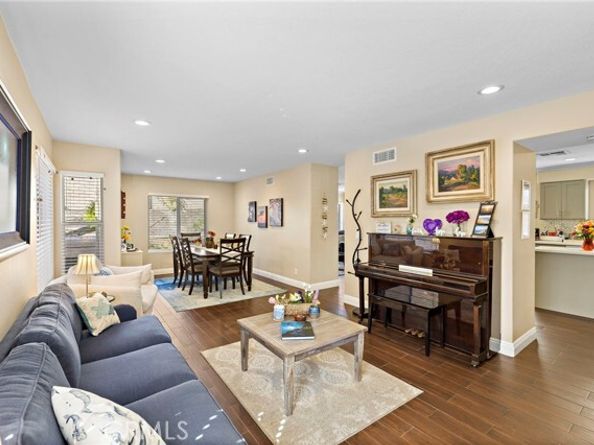 79 Carriage Drive, Lake Forest (el Toro) CA 92610