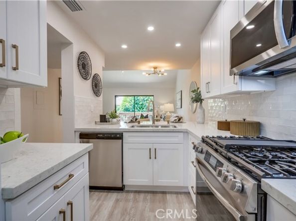 321 Orange Blossom 166, Irvine CA 92618