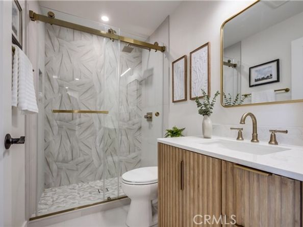 321 Orange Blossom 166, Irvine CA 92618