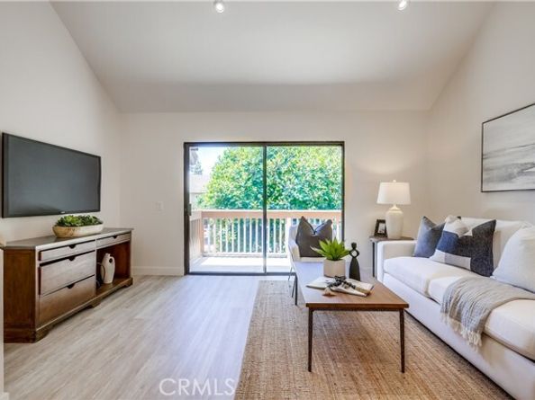 321 Orange Blossom 166, Irvine CA 92618