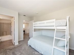 18 Rue Brittany, Lake Forest (el Toro) CA 92610