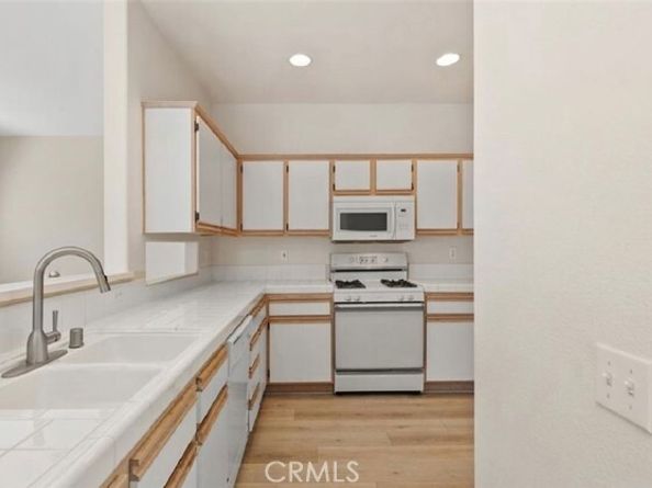 7839 E Viewrim, Anaheim CA 92808