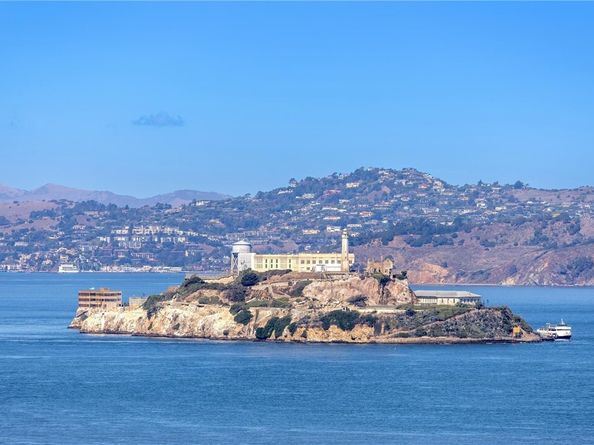 373 Lombard, San Francisco CA 94133