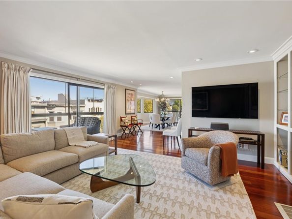 373 Lombard, San Francisco CA 94133