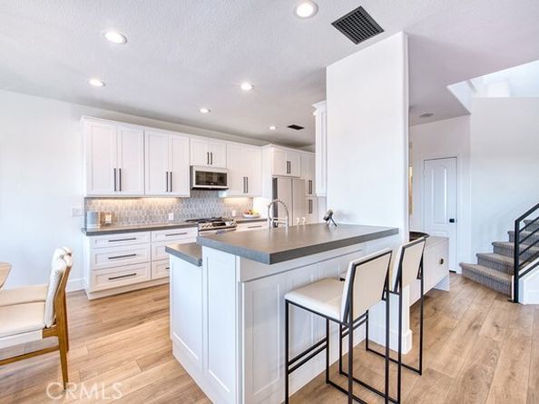 31 Brassie Lane, Laguna Hills CA 92679