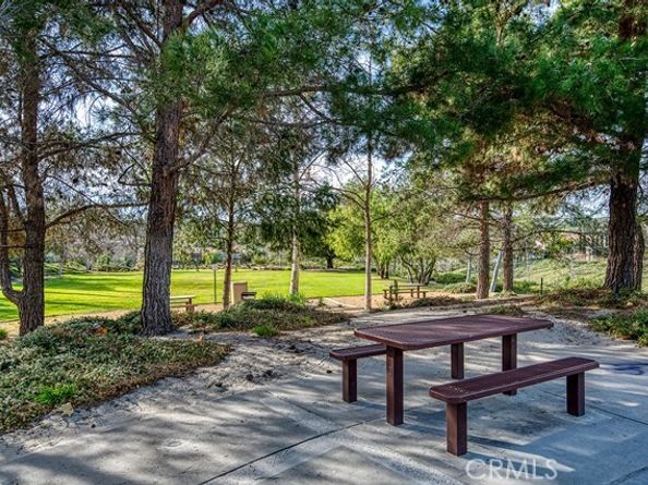 31 Brassie Lane, Laguna Hills CA 92679