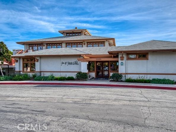 31 Brassie Lane, Laguna Hills CA 92679