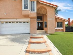 30 Country Wood, Pomona CA 91766