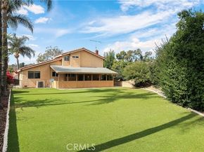 30 Country Wood, Pomona CA 91766