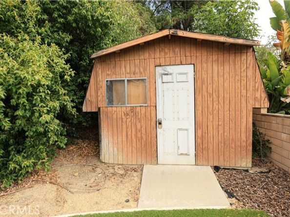 30 Country Wood, Pomona CA 91766